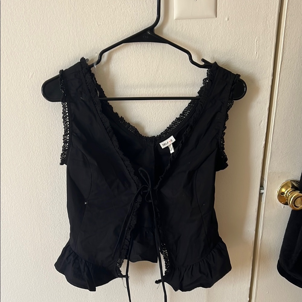 Wild Fable Black Sleeveless Ruffled Tie Front Blouse